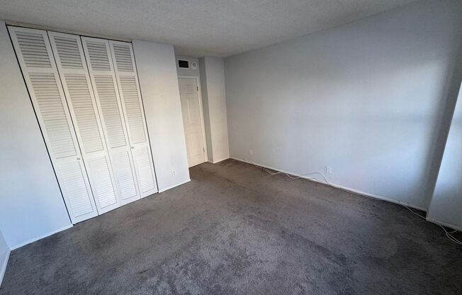 2 beds, 2 baths, $2,600