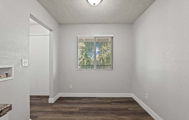 Mariposa Flats
