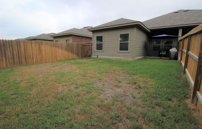 3 beds, 2 baths, $1,695