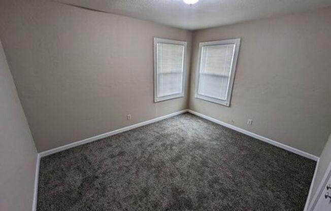 2 beds, 1 bath, $1,475