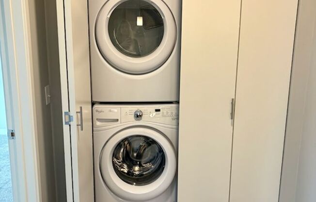 1 bed, 1 bath, 676 sqft, $1,425, Unit 219