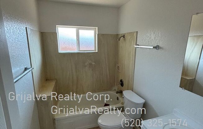 2 beds, 1 bath, 840 sqft, $1,150, Unit 3222