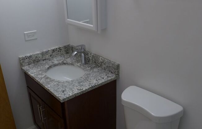 1 bed, 1 bath, 700 sqft, $2,095, Unit 08B