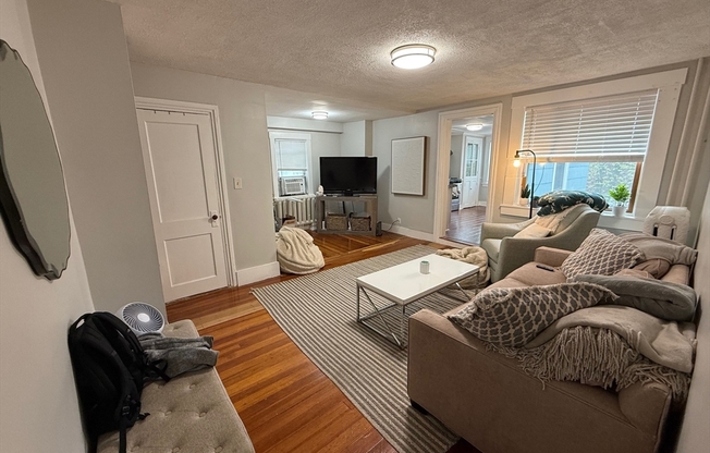 350 DORCHESTER
