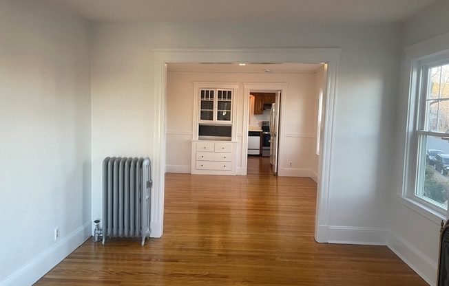 2 beds, 1 bath, 1,050 sqft, $2,500, Unit 2