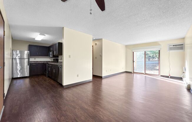 1 bed, 1 bath, 640 sqft, $1,036, Unit VC-235