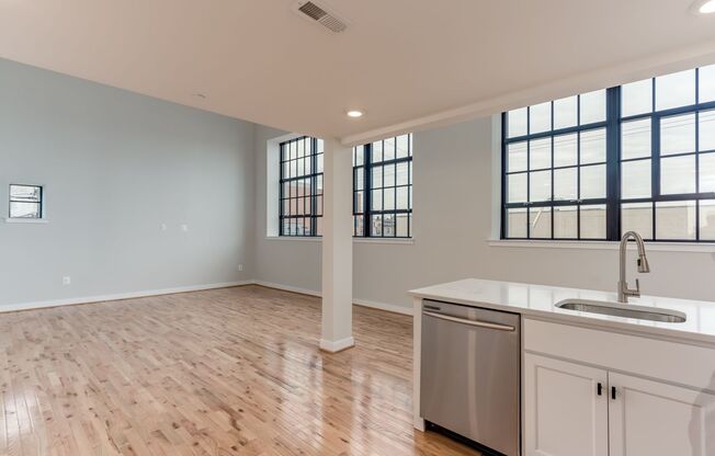 2 beds, 1.5 baths, 1,080 sqft, $1,899, Unit 203