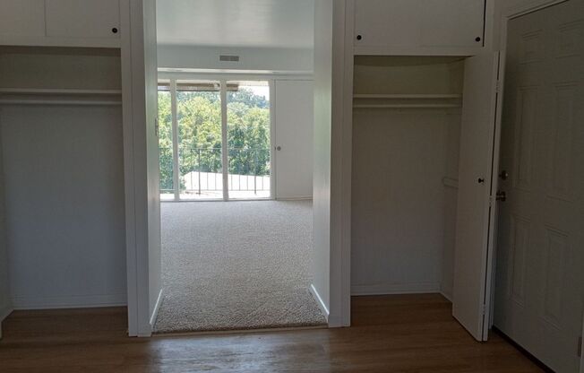 2 beds, 1 bath, 850 sqft, $775, Unit Apt. 60