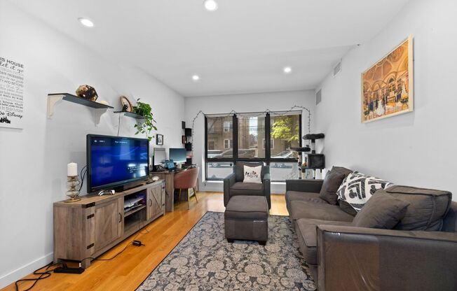 21 17 31 AVE