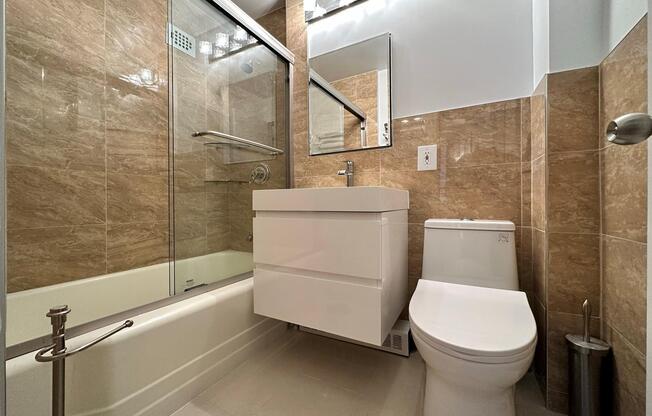 2 beds, 1 bath, 600 sqft, $5,999, Unit 8-B