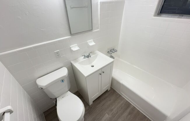 1 bed, 1 bath, 520 sqft, $1,600, Unit AG 10
