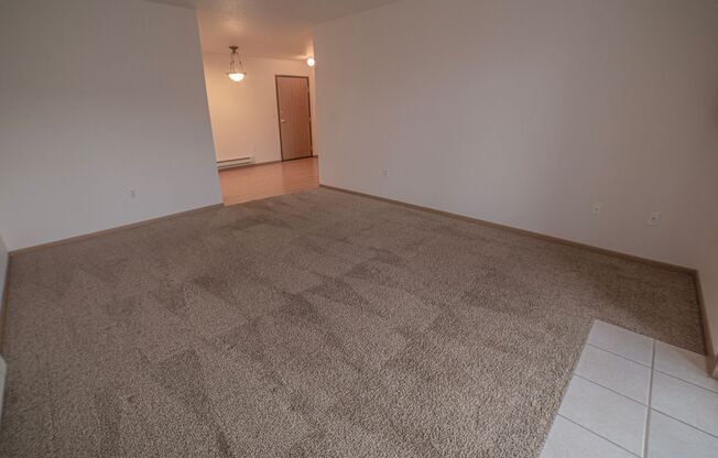 2 beds, 1 bath, 835 sqft, $875, Unit 1730-209