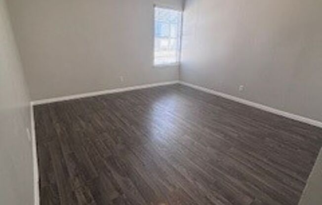 2 beds, 2 baths, 931 sqft, $1,225, Unit 08-0807