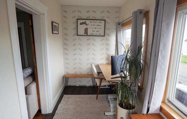 2 beds, 1 bath, 1,250 sqft, $2,900, Unit 1