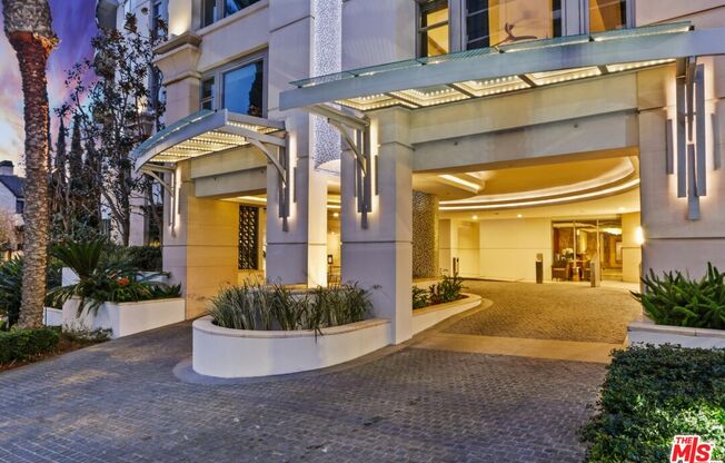 1 bed, 1.5 baths, 1,728 sqft, $7,295, Unit 201