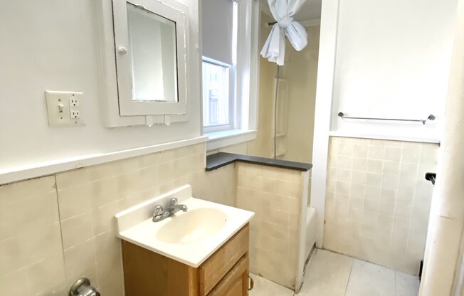 1800 Commonwealth Ave