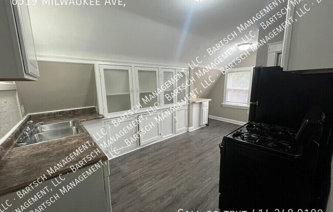 6519 MILWAUKEE AVE