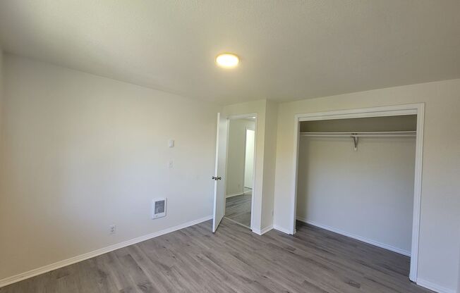 3 beds, 2 baths, 1,087 sqft, $1,750, Unit 01211