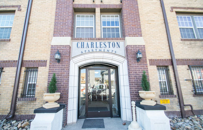 1 bed, 1 bath, $1,295