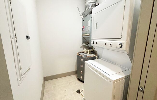 1 bed, 1 bath, 615 sqft, $1,525, Unit 3240-116