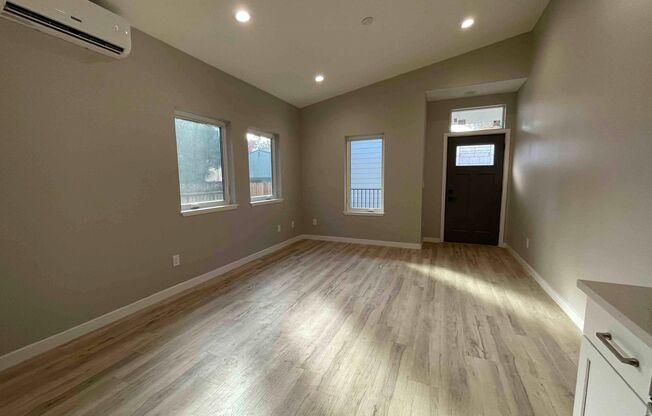 1 bed, 1 bath, $2,295