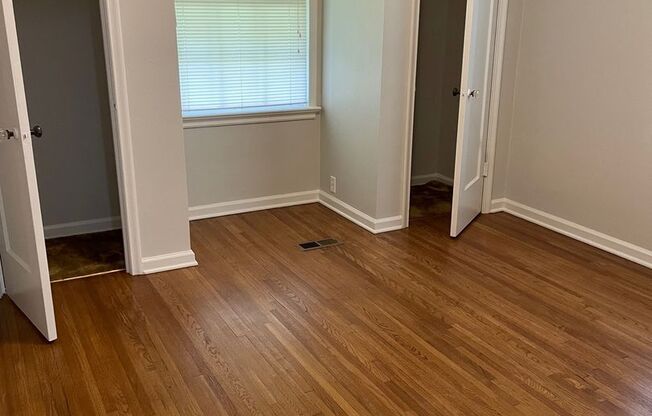 2 beds, 1 bath, $1,500