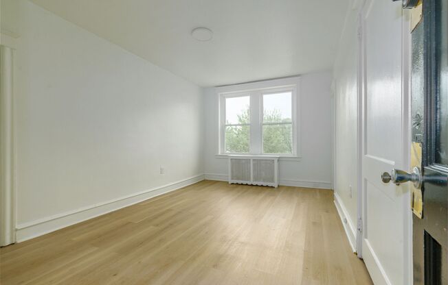 1 bed, 1 bath, 550 sqft, $1,233, Unit B6