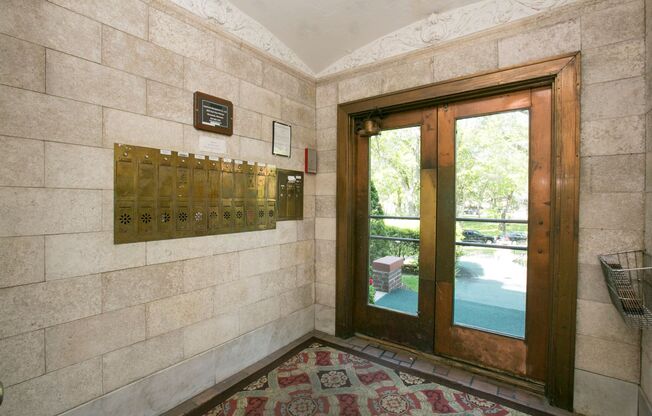 1 bed, 1 bath, 693 sqft, $995, Unit 05-C