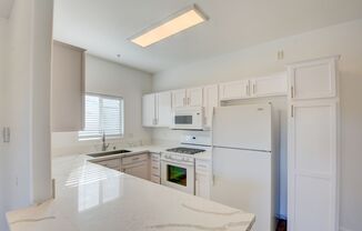 CLEAN, move in ready~GATED and super COMMUNITY!
