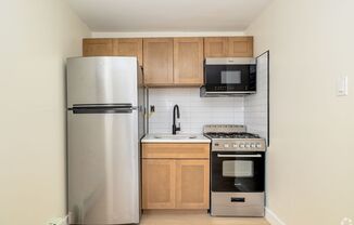 1 bed, 1 bath, 550 sqft, $1,295, Unit A3