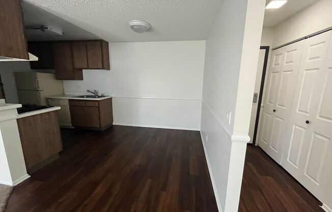1 bed, 1 bath, 737 sqft, $2,150, Unit 042