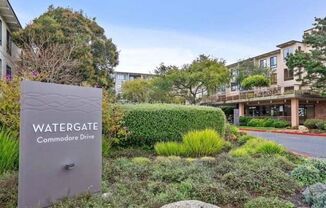 Studio Condo Available at Watergate Complex in Emeryville!