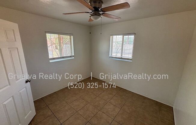 4626 Douglas