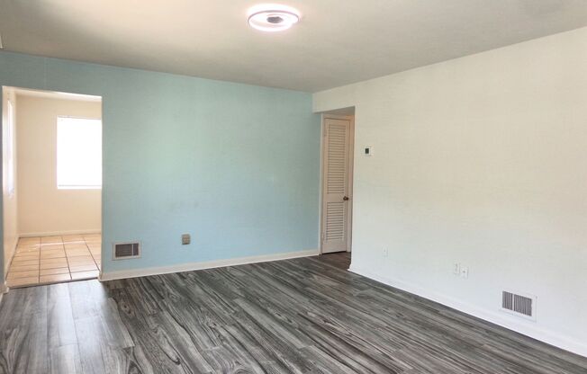 2 beds, 1 bath, 750 sqft, $1,250, Unit #2