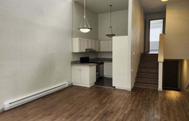 2 beds, 2 baths, 987 sqft, $2,250, Unit 267