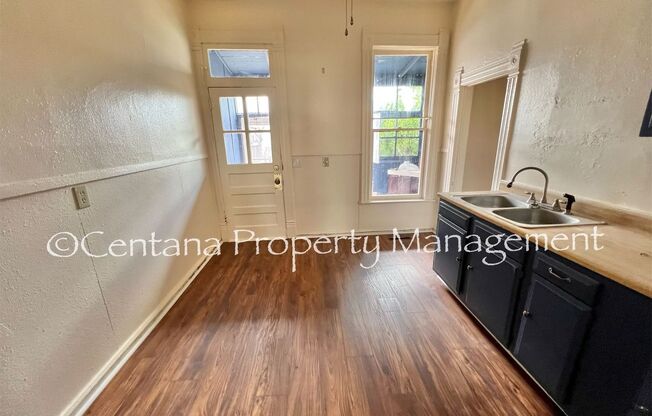 3 beds, 1 bath, 1,243 sqft, $1,650, Unit 730 W Granite