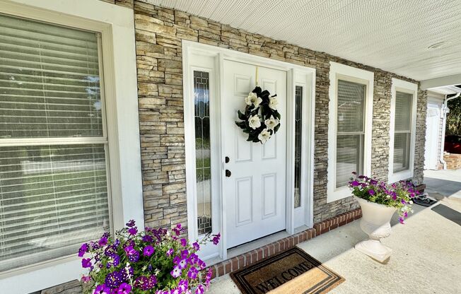Available NOW! A Unique Home in Wesleyan Chase, All Appliances Convey, Pet-Friendly