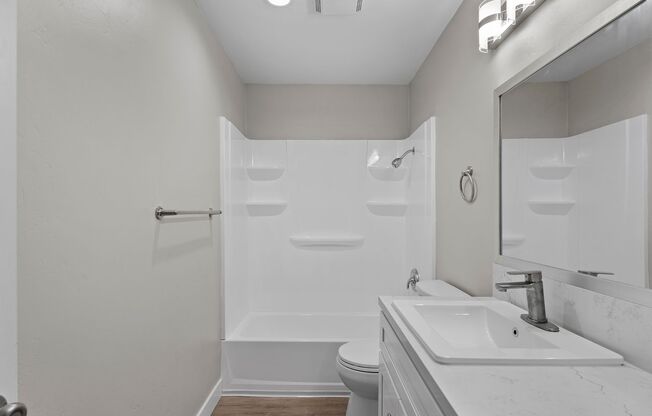 1 bed, 1 bath, 550 sqft, $2,195, Unit 40-106