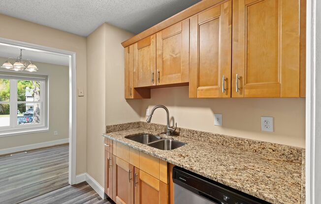 Lovely 2 Bedroom End Unit Townhome in NE Raleigh!