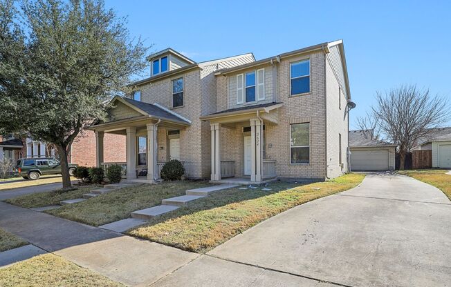 Beautifully updated 2 bedroom, 1.5 bath home!