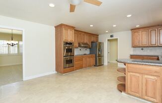 2958 Gardendale Dr