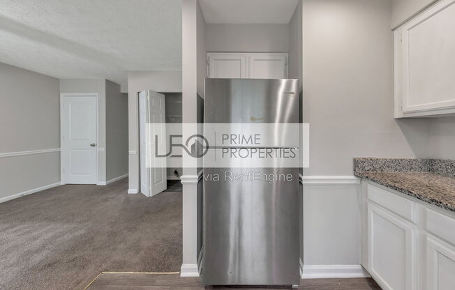 1008 HUNTINGTON TRCE SE