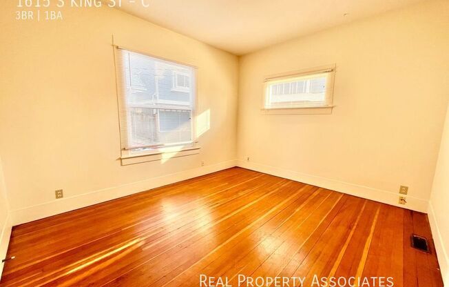 1615 S King St