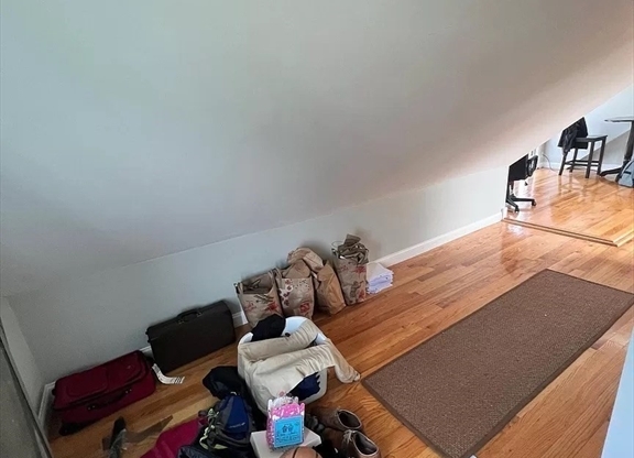 Studio, 1 bath, 500 sqft, $1,750, Unit 4