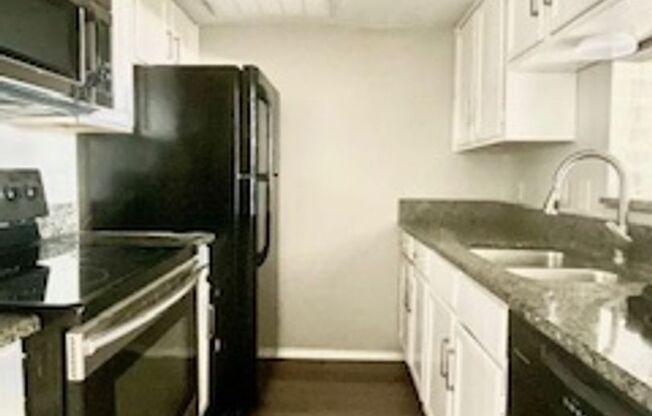 Updated 2 Bed, 3 Bath Condo in Prime North Dallas Location!