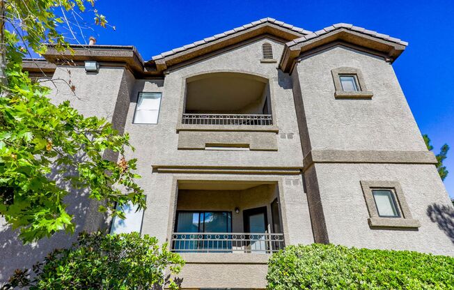 2 Bedroom, 1st Floor Condo In Northwest Vegas