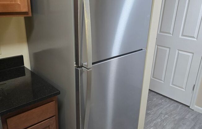 1 bed, 1 bath, 750 sqft, $987, Unit 109