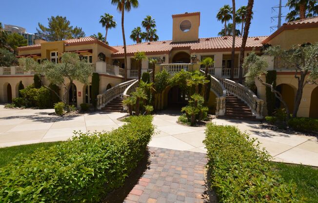 2 beds, 2 baths, $1,800, Unit Unit 123