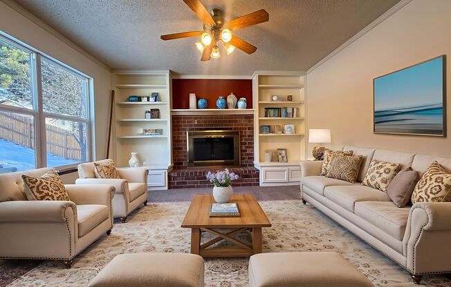 Beautiful Briargate Living: 5 Bedrooms, Walk-In Closets & 5-Piece Suite