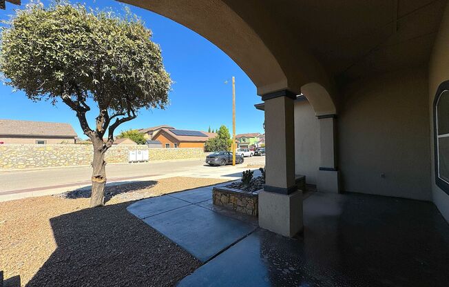 Northeast El Paso 4 Bed Refrig A/C w/Outdoor Kitchen!